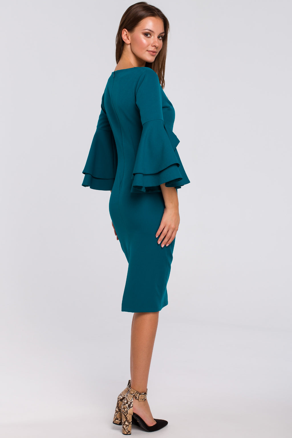Sukienka na wesele elegancka midi z bufiastymi rękawami morski